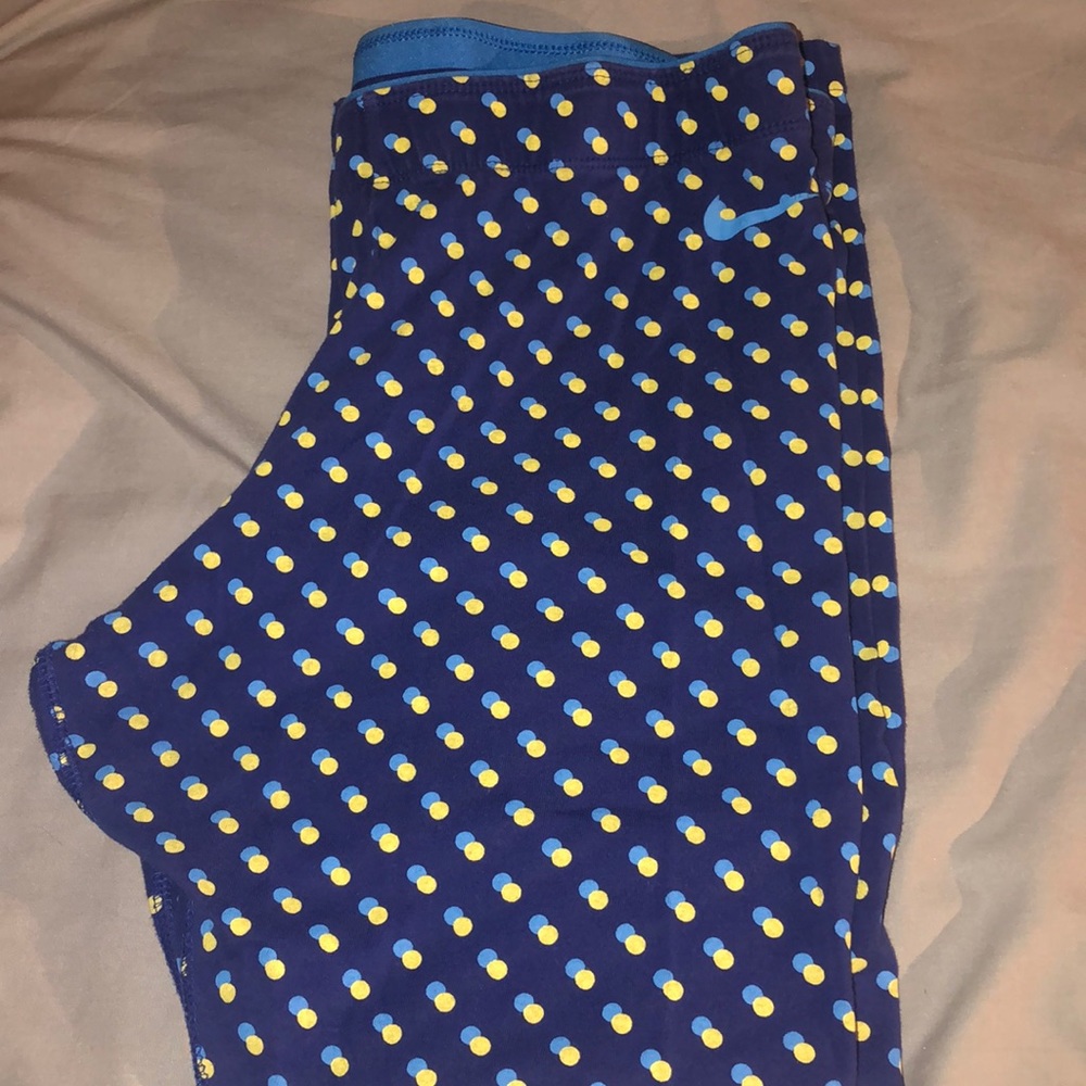 Nike cropped leggings